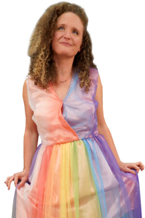 abito in tulle arcobaleno e raso